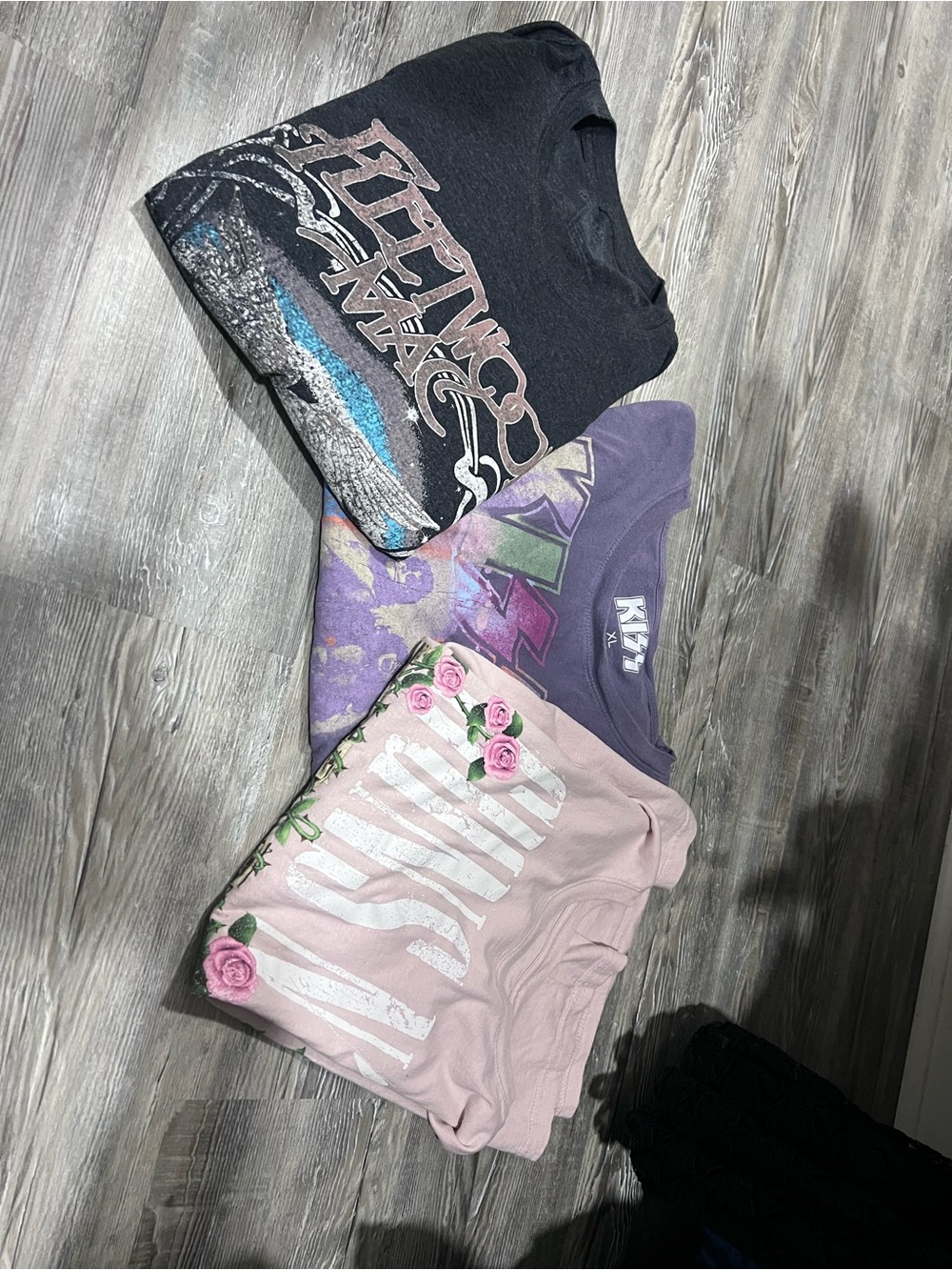 Women’s graphic T shirts